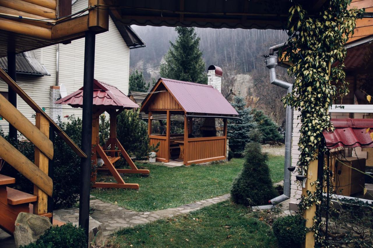 Cottage Nezabudka Jaremče Esterno foto